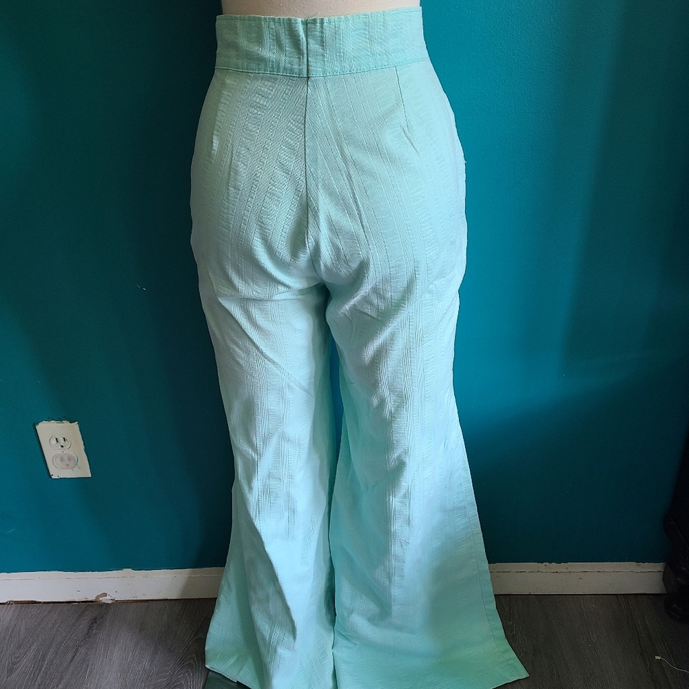Medium/ Vintage 1960s 1970s seersucker cotton high waisted flared high rise elep - Picture 4 of 5